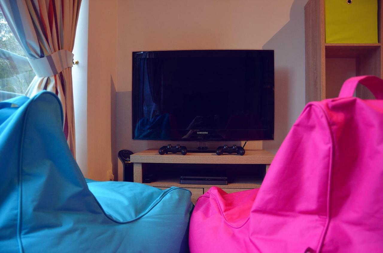 Villa Dakota - Jacuzzi, Zwembad, Playstation 더뷔 외부 사진